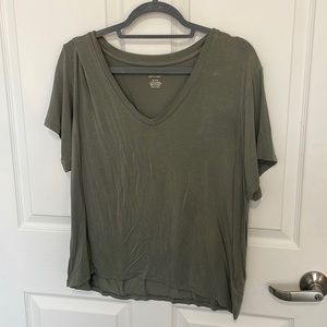 American Eagle Soft & Sexy Tee